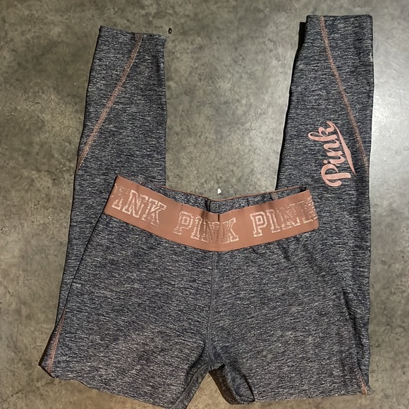 Pink outfit - Picture 8 of 10